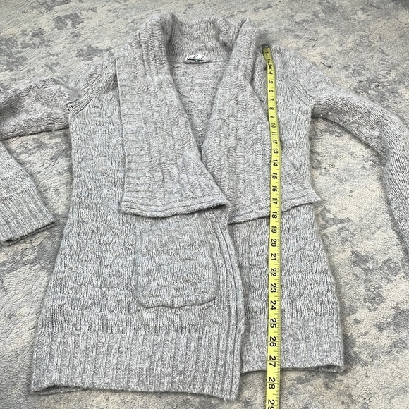 Talula Nubby Textured Popcorn Knit Open Front Shawl Cardigan Sweater Gray Sz XS - Picture 7 of 10